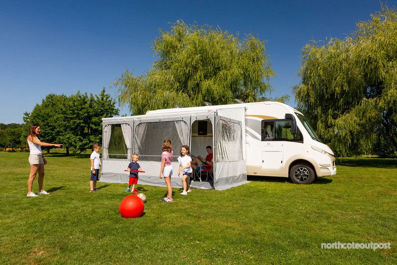 Panel přední Fiamma Frontpanel Van 40 cm pro předstan Privacy Room a markýzy F45 313849