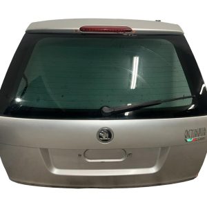 Škoda Octavia 2 RS kombi r.v. 2007 stříbrná metalíza kód barvy LF7T 9102 1B1B páté dveře S5VX3T77830 Škoda Octavia 2 RS kombi r.v. 2007 stříbrná metalíza kód barvy LF7T 9102 1B1B páté dveře S5VX3T77830