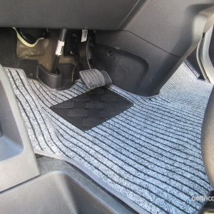 Koberec do zavazadlového prostoru bez kolejnic šedý pro kempingové dodávky Citroën Campster Pössl 307943