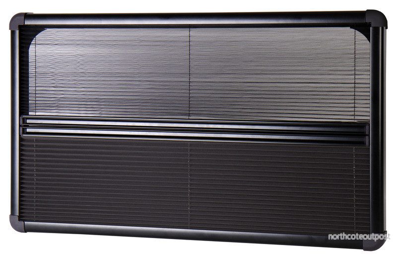Roleta zatemňovací s moskytiérou Carbest pro okna RW Van (celkový rozměr 527 × 340 mm, hliníkový rám, černá) 313204